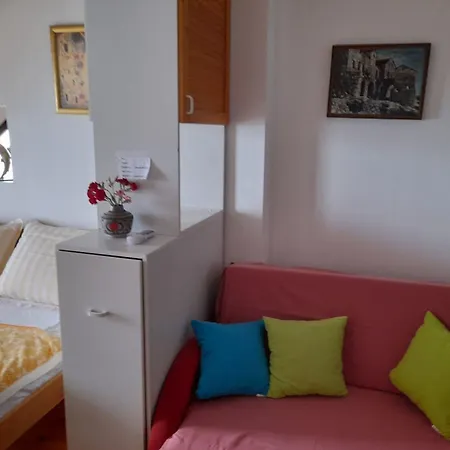 Danka - Affordable And At The Apartament *